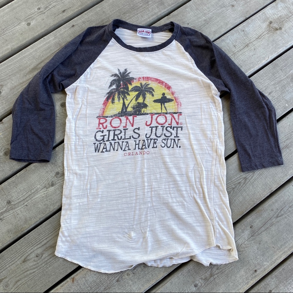 2/$30 || Ron Jon Surf Shop Half-Sleeve Top